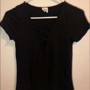 Short sleeve tee 🦋